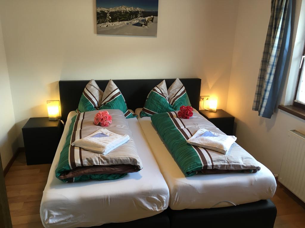 Haus Salzburgerland Hotel อัลเทนมาร์คท์ อิม พองเงา ภายนอก รูปภาพ